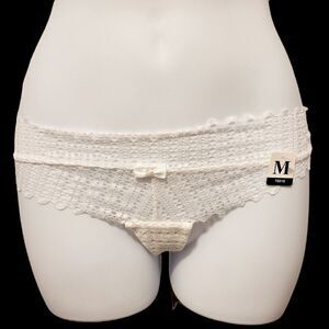 2/$20 Brand New Sexy Pure White Panties underwear Size: M